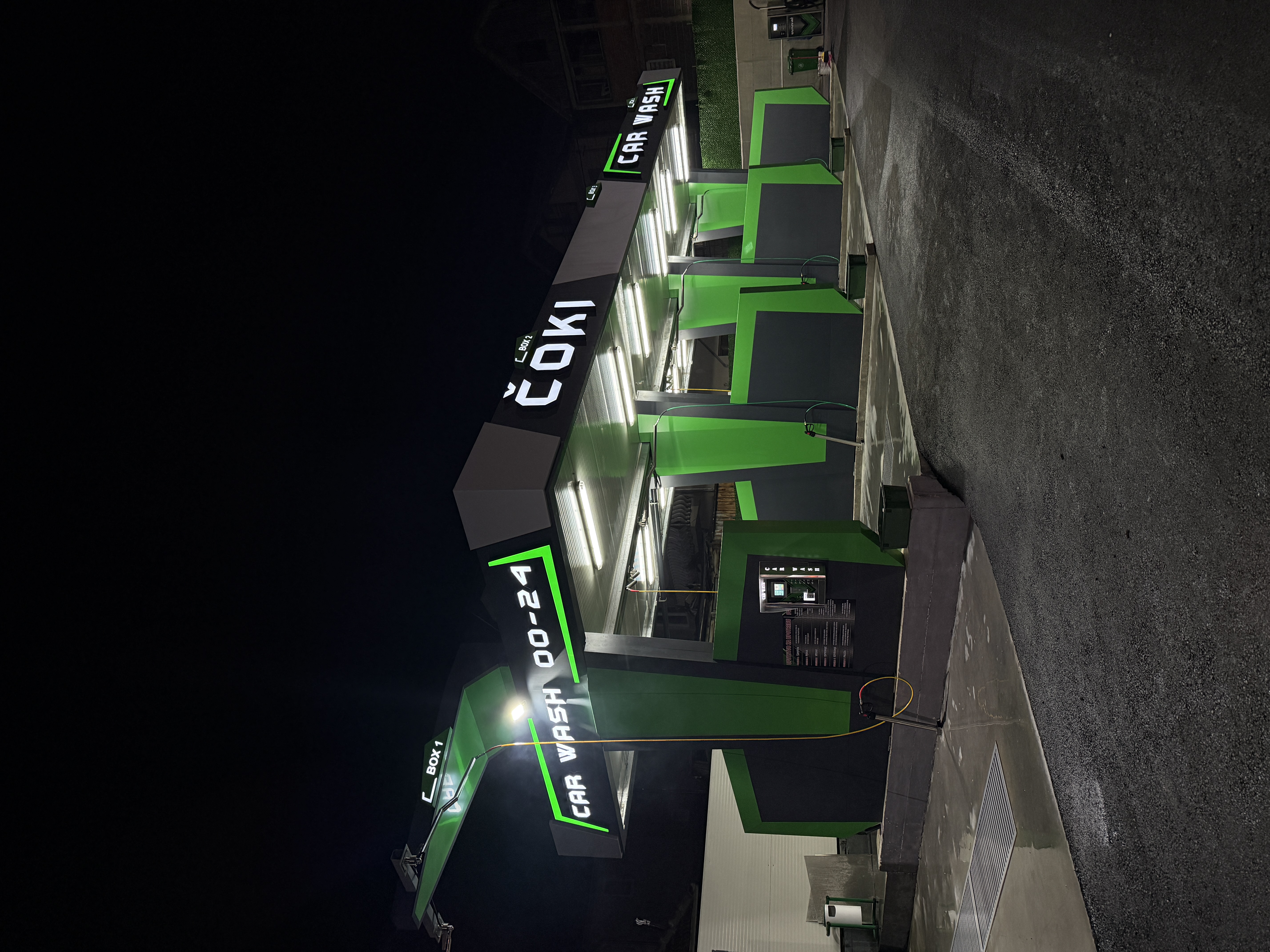 Čoki Car Wash autopraonica Rožaje — boksa noću sa profesionalnom opremom